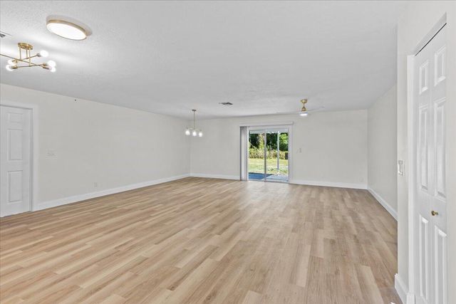 8379 SE Camellia Drive, Hobe Sound, FL 33455