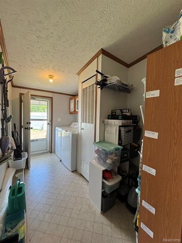 195 Apollo, Flushing, MI 48433