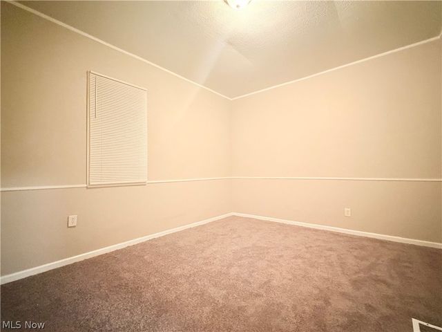 1147 Newton Street, Akron, OH 44305