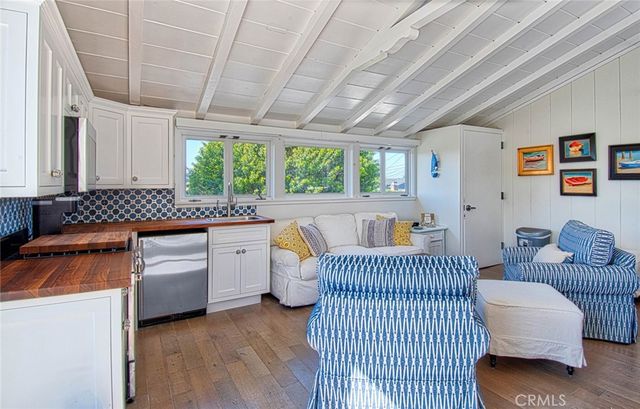 681 Seaview Street B, Laguna Beach, CA 92651