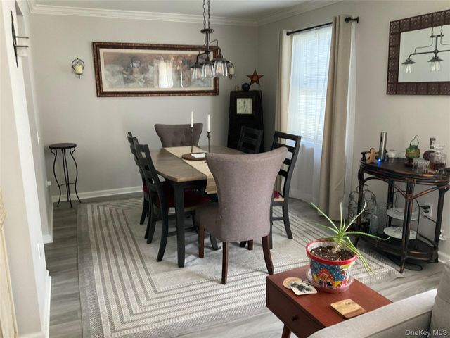 600 Commons Way E, Fishkill, NY 12524