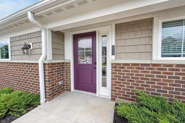 4425 Waters Edge Lane, Turtle Creek Twp, OH 45036