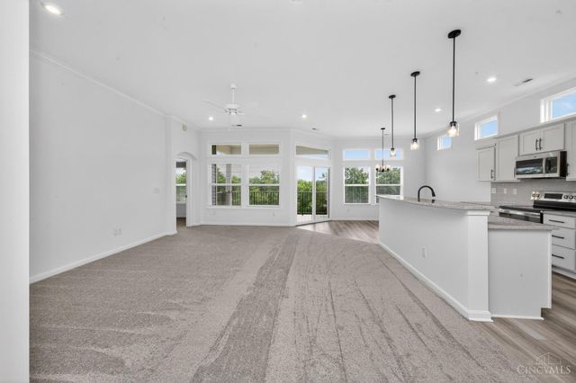 4425 Waters Edge Lane, Turtle Creek Twp, OH 45036
