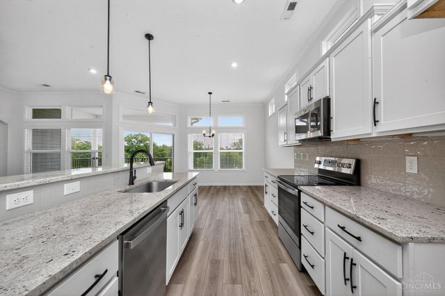 4425 Waters Edge Lane, Turtle Creek Twp, OH 45036