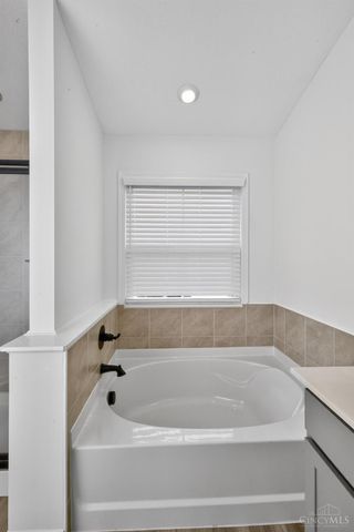 4425 Waters Edge Lane, Turtle Creek Twp, OH 45036