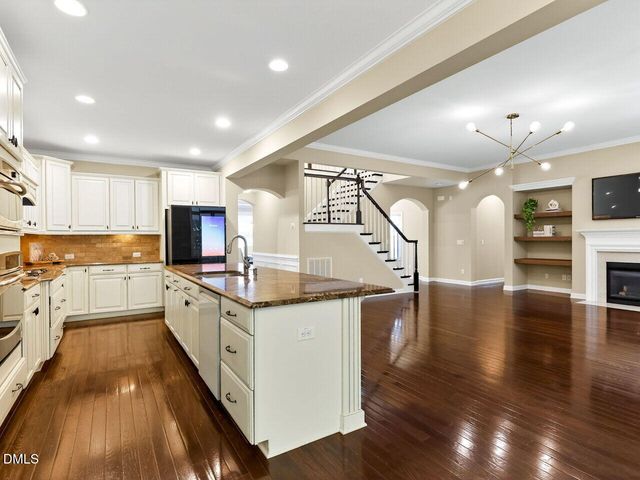 4832 Millens Bay Court, Apex, NC 27539