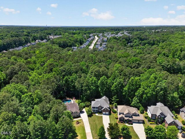 4832 Millens Bay Court, Apex, NC 27539