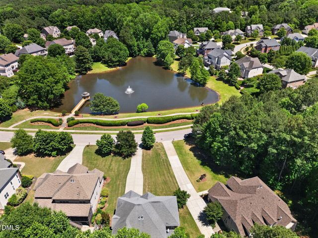 4832 Millens Bay Court, Apex, NC 27539