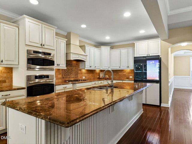 4832 Millens Bay Court, Apex, NC 27539