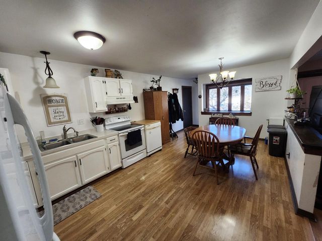 25201 Kickapoo DRIVE, Kansasville, WI 53139