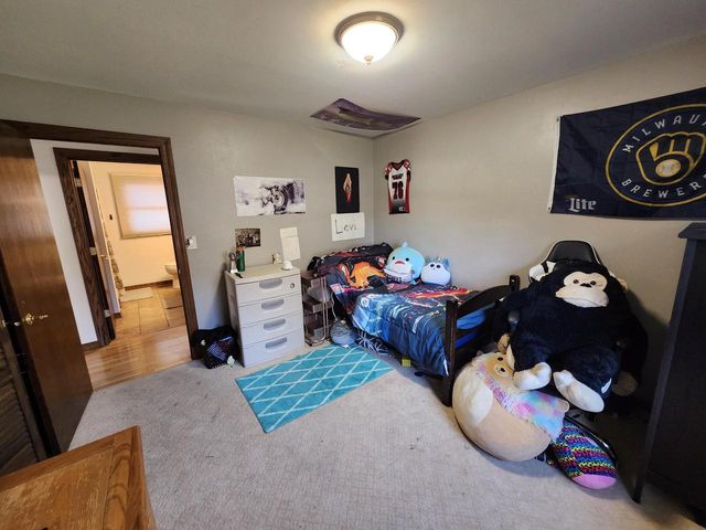 25201 Kickapoo DRIVE, Kansasville, WI 53139