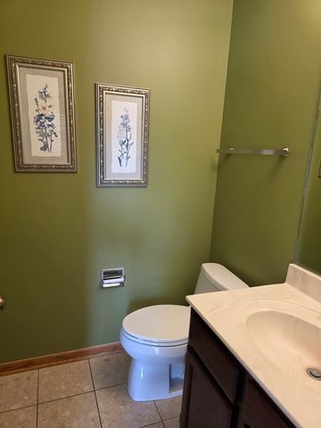 2544 live oak Lane, Buffalo Grove, IL 60089
