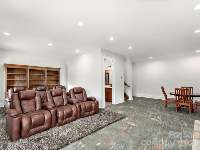 2670 Sleepy Hollow Drive, Waynesville, NC 28785