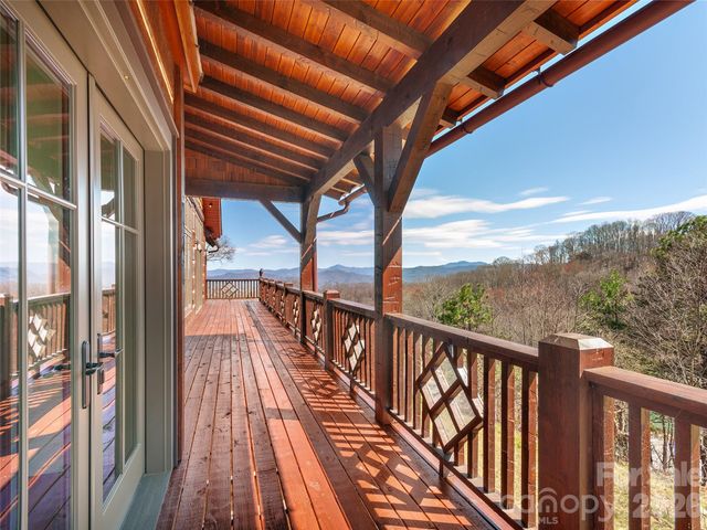 2670 Sleepy Hollow Drive, Waynesville, NC 28785