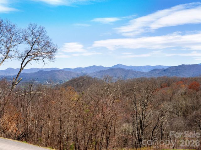 2670 Sleepy Hollow Drive, Waynesville, NC 28785