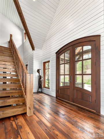 2670 Sleepy Hollow Drive, Waynesville, NC 28785