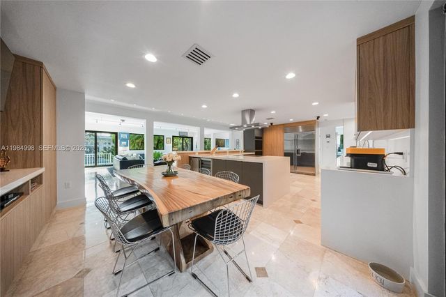 5981 SW 136th St, Pinecrest, FL 33156
