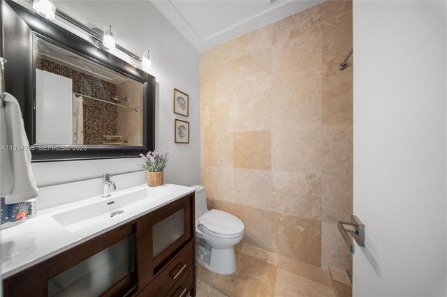 5981 SW 136th St, Pinecrest, FL 33156