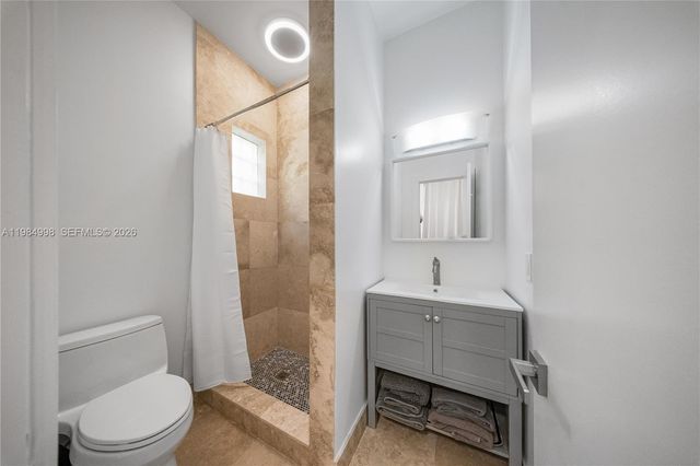 5981 SW 136th St, Pinecrest, FL 33156