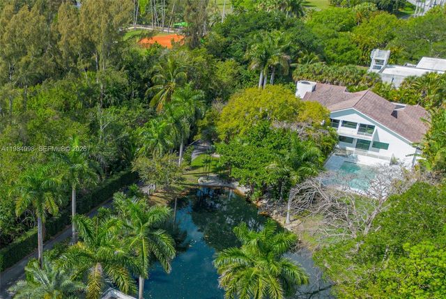 5981 SW 136th St, Pinecrest, FL 33156