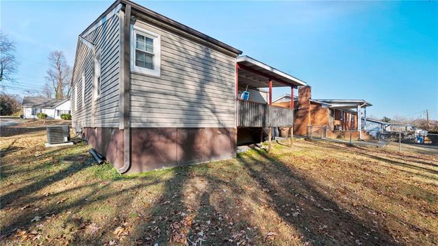 2007 Lynette Drive, Greensboro, NC 27403