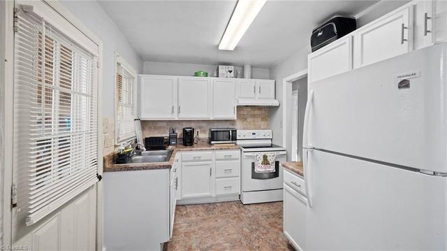 2007 Lynette Drive, Greensboro, NC 27403