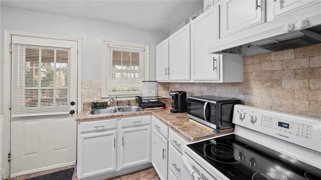 2007 Lynette Drive, Greensboro, NC 27403