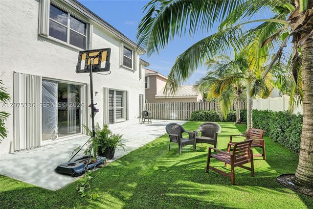 1933 SW 180th Ter, Miramar, FL 33029