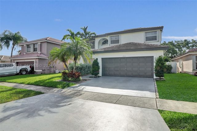1933 SW 180th Ter, Miramar, FL 33029