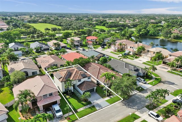 1933 SW 180th Ter, Miramar, FL 33029