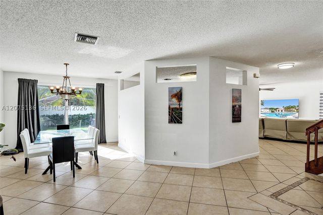 1933 SW 180th Ter, Miramar, FL 33029