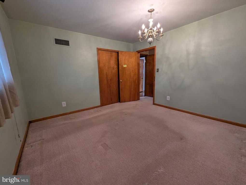 Image 40 of property listing at 203 WEMPE DR, Cumberland, MD 21502