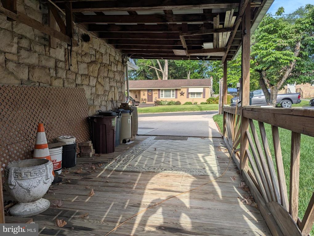 Image 58 of property listing at 203 WEMPE DR, Cumberland, MD 21502