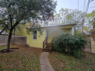1703 Maple Ave B, Austin, TX 78702