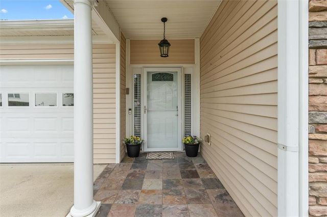 9821 Reflections Dr, Villa Rica, GA 30180