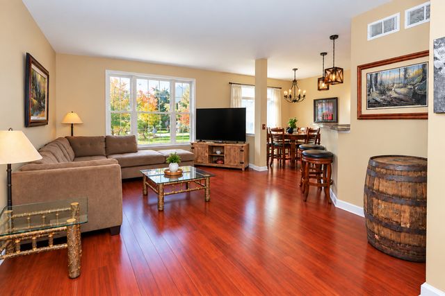 446 Bay Tree Court 446, Vernon Hills, IL 60061