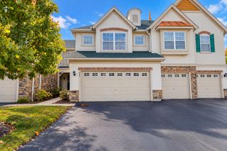 446 Bay Tree Court 446, Vernon Hills, IL 60061