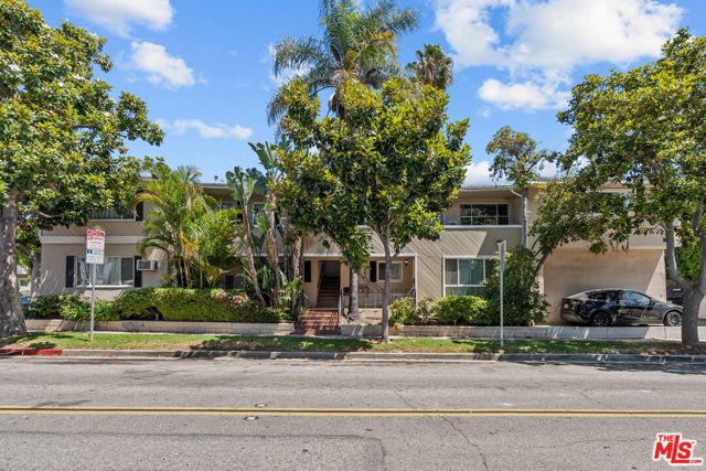 272 S Doheny Drive, Beverly Hills, CA 90211