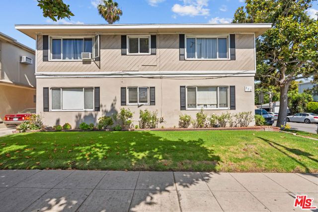 272 S Doheny Drive, Beverly Hills, CA 90211