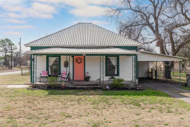 540 NE 1st Street, Cross Plains, TX 76443