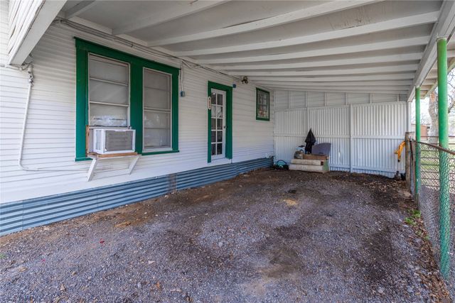 540 NE 1st Street, Cross Plains, TX 76443