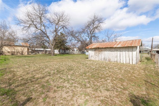 540 NE 1st Street, Cross Plains, TX 76443