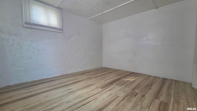 2360 S 9TH Street, Springfield, IL 62703