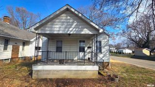 2360 S 9TH Street, Springfield, IL 62703