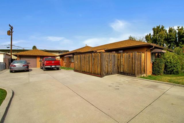 2085 Lynnhaven Drive, San Jose, CA 95128
