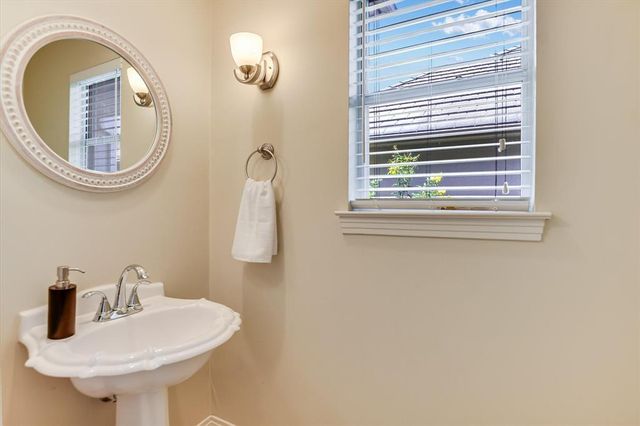 4545 GOLF VISTA DR, Austin, TX 78730