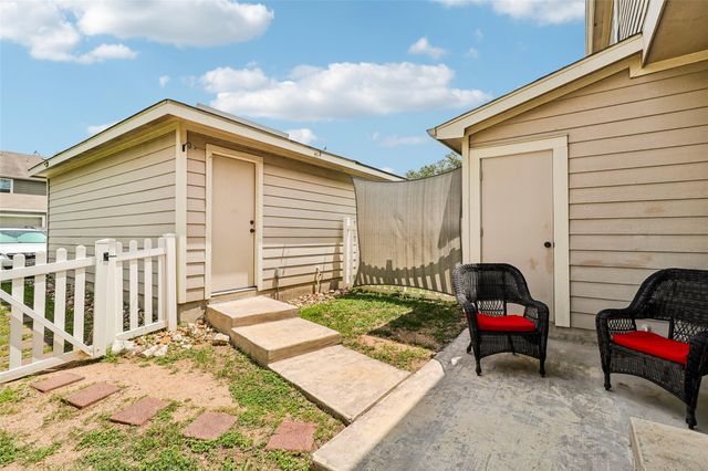 311A Utterback ST, Kyle, TX 78640
