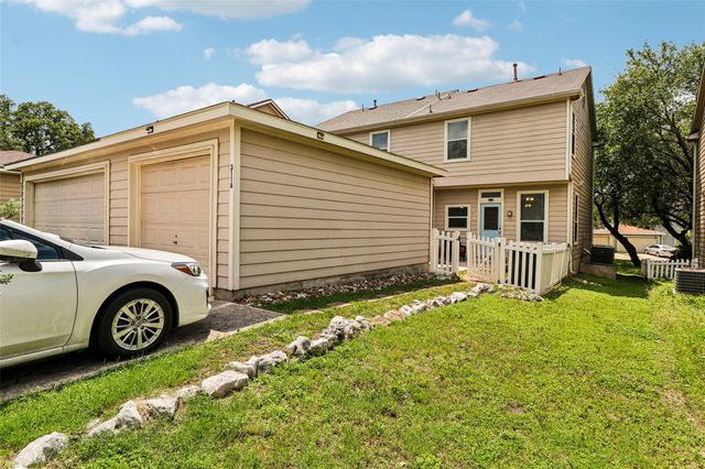 311A Utterback ST, Kyle, TX 78640