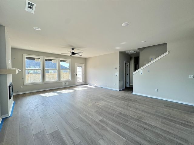 5901 SW Chiefs Avenue, Bentonville, AR 72713