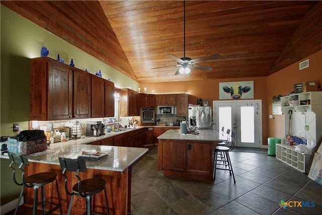 27 Stehle Road, Victoria, TX 77905